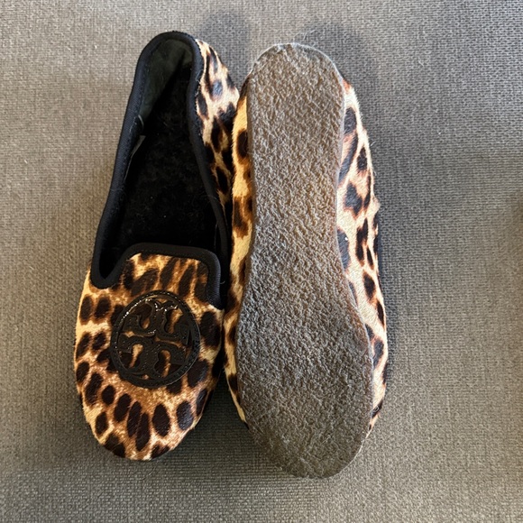 Tory Burch Animal Print Loafers/Slippers - Picture 3 of 4